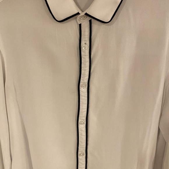 White Button-Up. Size S - Picture 3 of 6